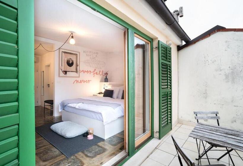 اتاق سوپریور با بالکن, Art Hotel Tartini