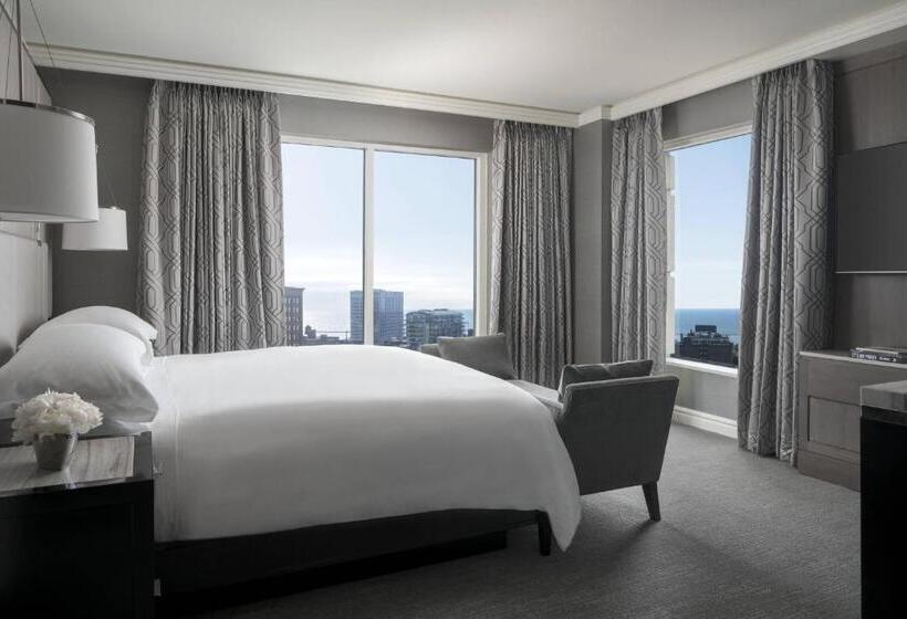 스위트 킹사이즈 침대, The Ritzcarlton, Cleveland