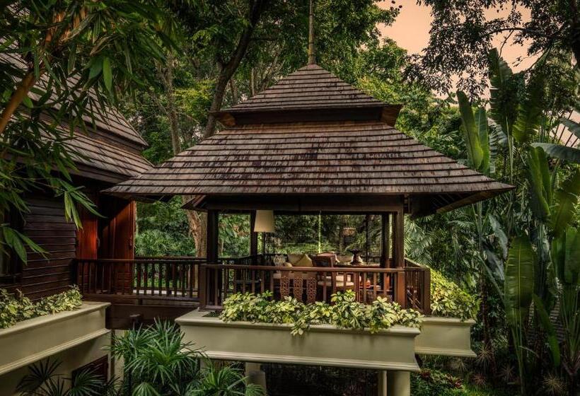 اتاق سوپریور با تخت بزرگ, Four Seasons Resort Chiang Mai