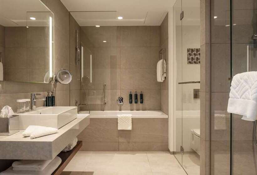 سوییت جونیور, Hilton Brussels Grand Place