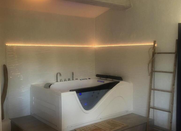 Номер Deluxe, Hôtel Jas Neuf