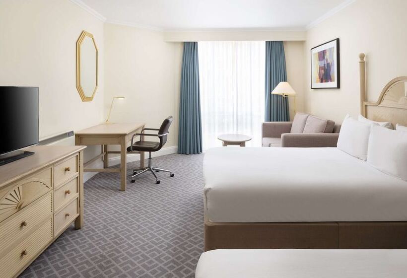 Номер Стандарт, Hilton Northampton
