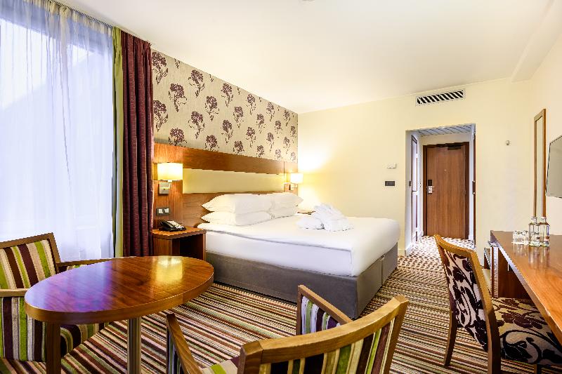 디럭스 룸 킹사이즈 침대, Mercure Liege City Centre