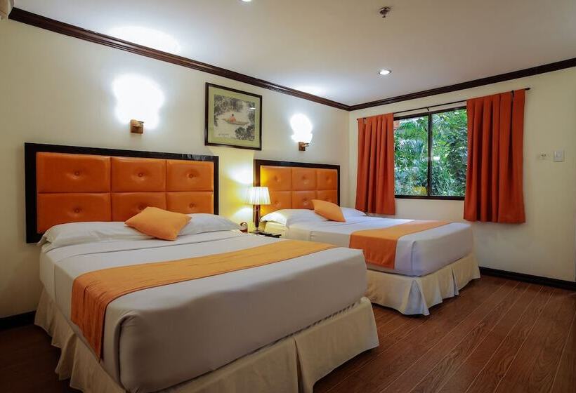디럭스 룸, Paradise Garden Hotel And Convention Center Boracay Powered By Aston
