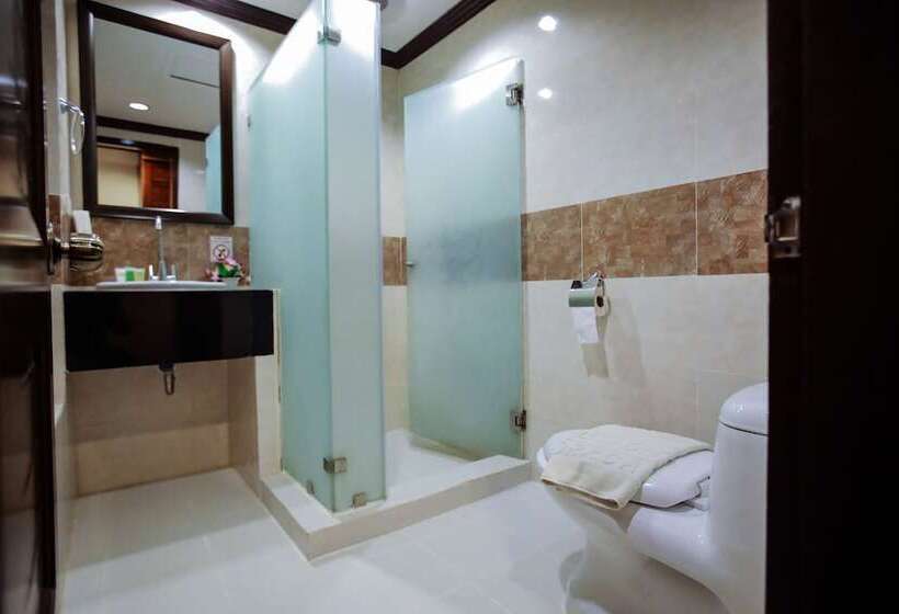 디럭스 룸, Paradise Garden Hotel And Convention Center Boracay Powered By Aston
