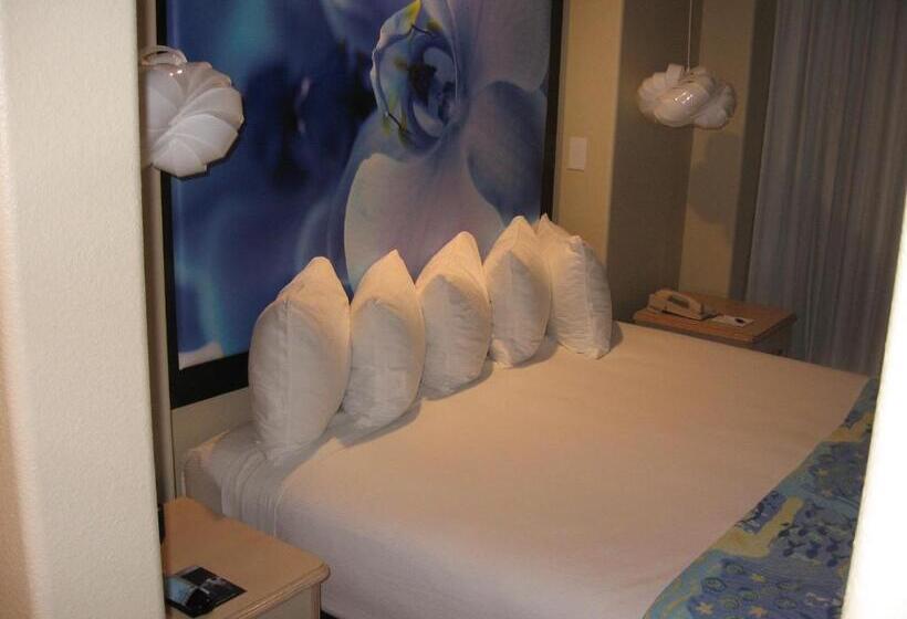 Люкс с Видом, Lido Beach Resort  Sarasota