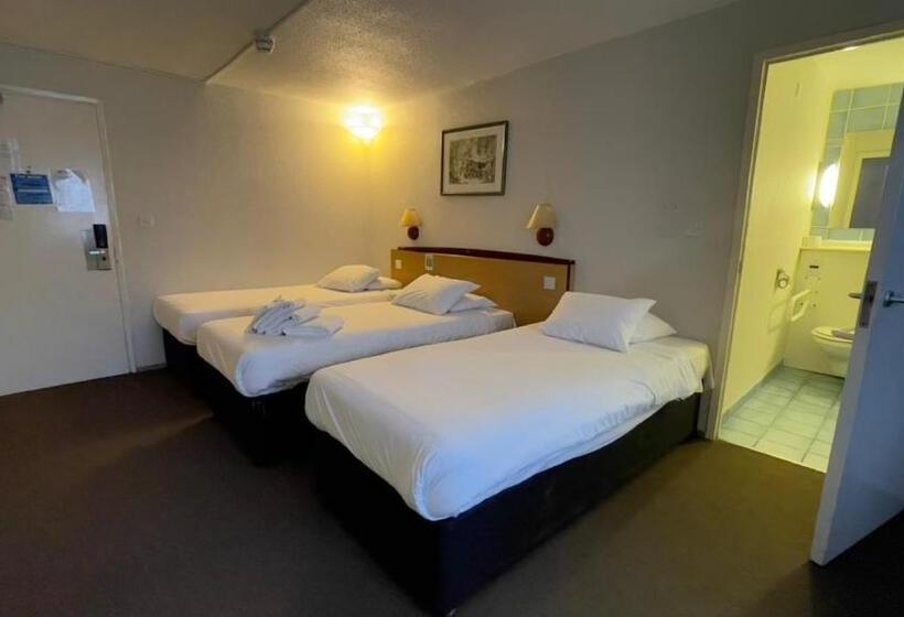Номер Superior, Campanile Liverpool