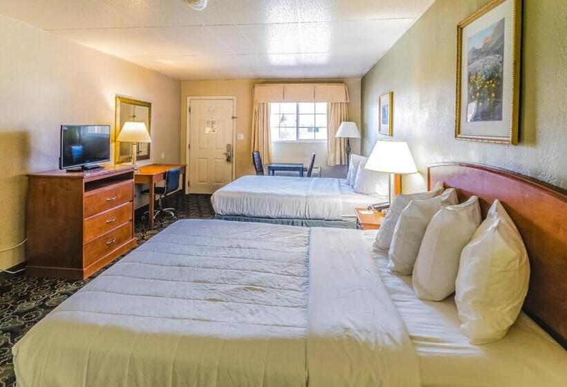 Номер Deluxe, Days Inn By Wyndham Montrose