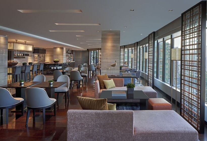 Люкс, New World Makati Hotel, Manila