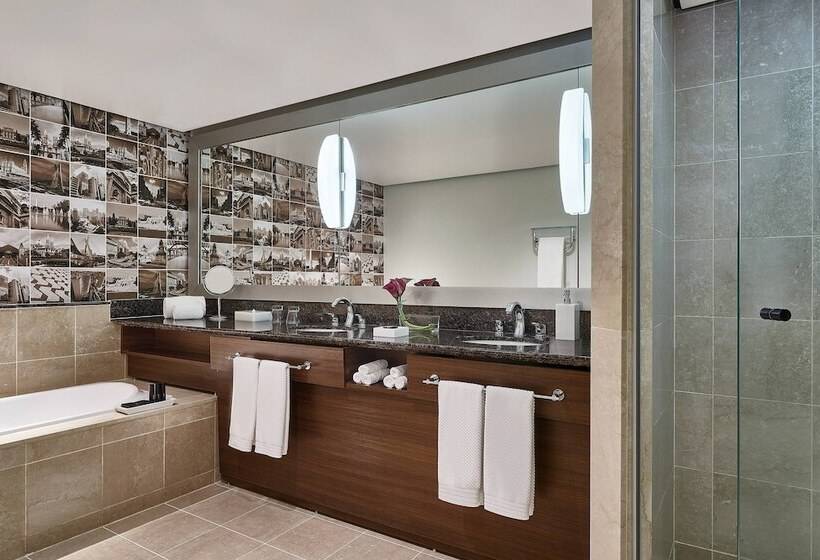 سوئیت کلاب, Renaissance Sao Paulo