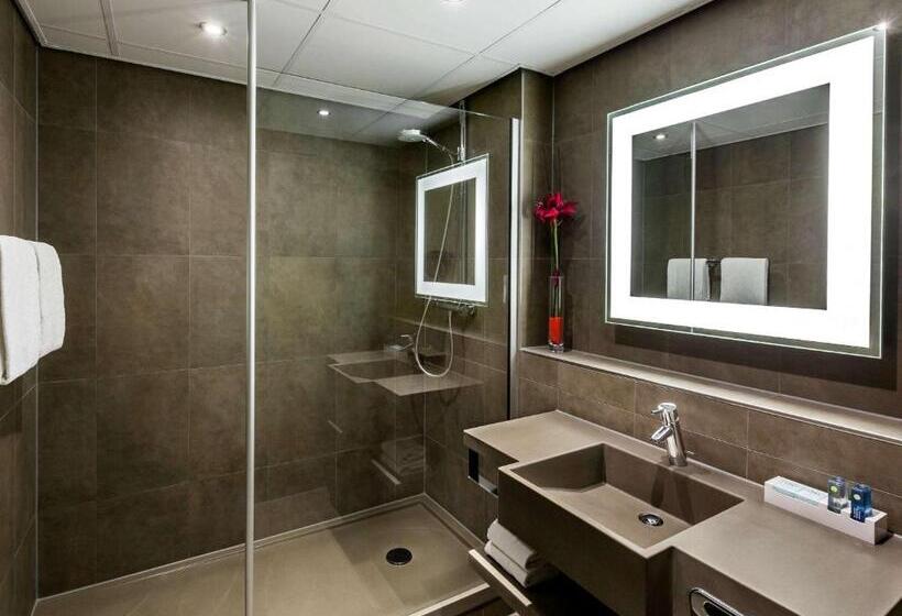 Номер Superior, Novotel Den Haag World Forum