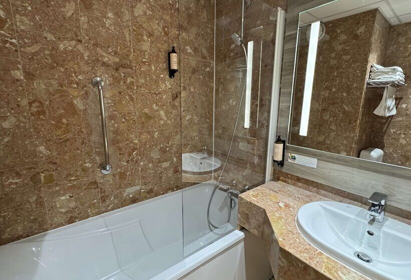 Номер Executive, Best Western Plus Paris Orly Airport