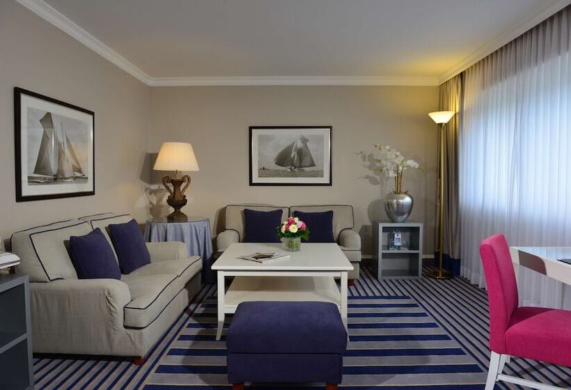 Люкс, Best Western Premier Parkhotel Kronsberg