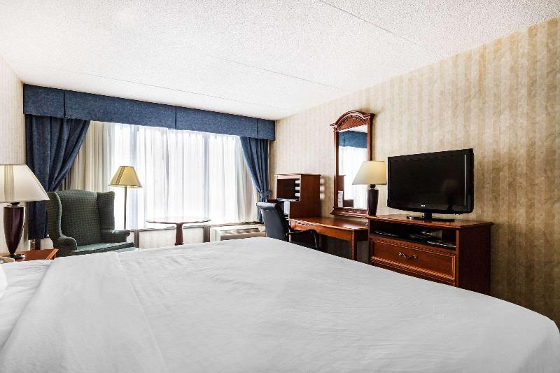 Quarto Estandar Cama King, Travelodge By Wyndham Williamsburg I 64