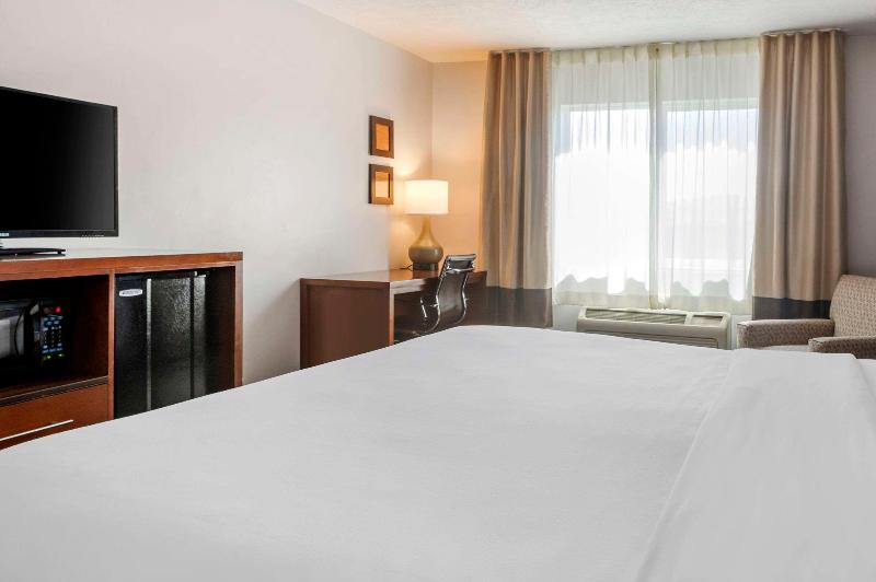 اتاق استاندارد با تخت بزرگ, Comfort Inn & Suites Beaver   Interstate 15 North