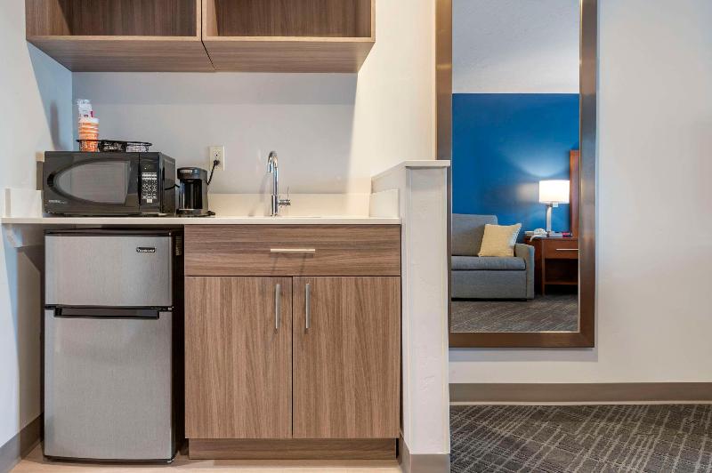 سوئیت با تخت بزرگ, Comfort Inn & Suites Beaver   Interstate 15 North