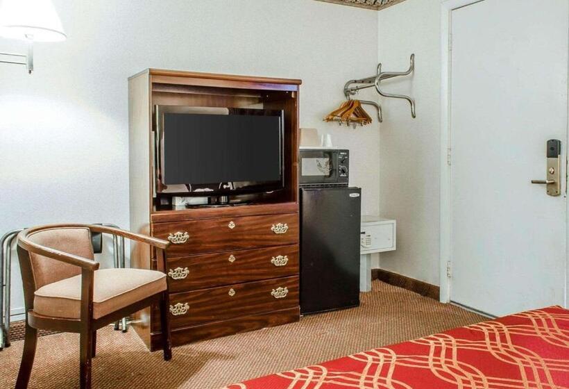 스탠다드 룸 더블 침대 2개, Econo Lodge