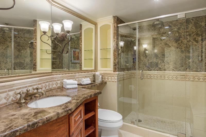 带大床的标准间, Omni La Costa Resort & Spa Carlsbad