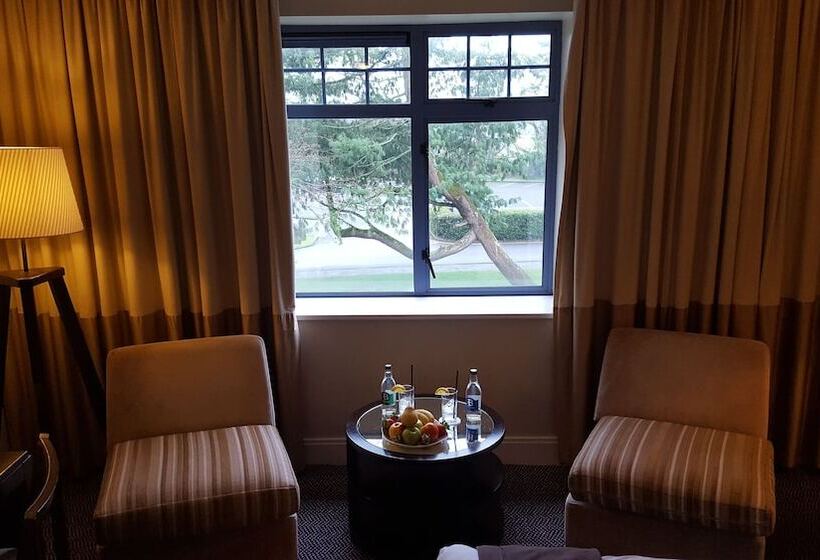سوئیت 2 خوابه, Shamrock Lodge