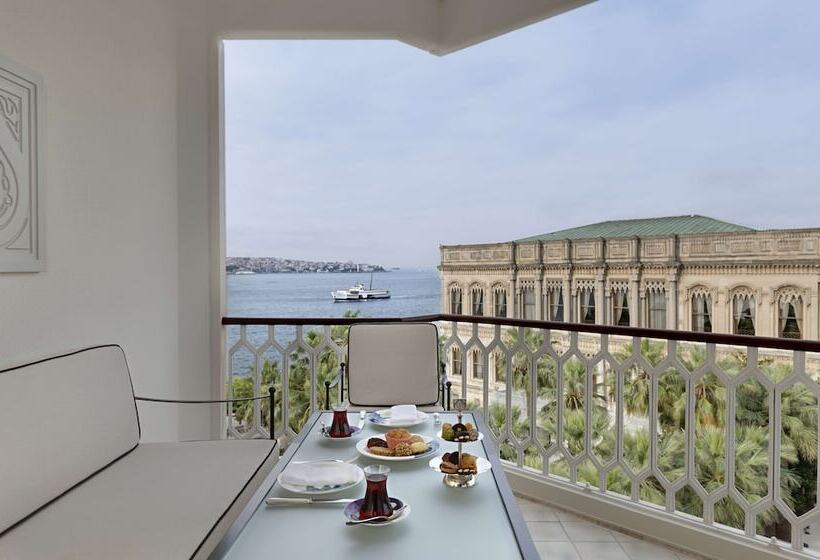 اتاق استاندارد با چشم‌انداز, çırağan Palace Kempinski Istanbul