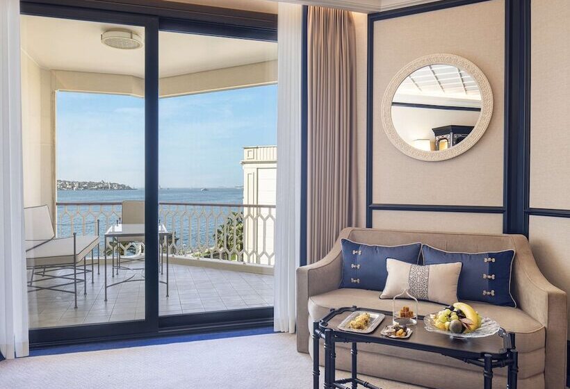 اتاق استاندارد با چشم‌انداز, çırağan Palace Kempinski Istanbul