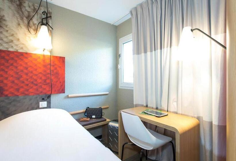 Номер Стандарт, Ibis Marseille Timone