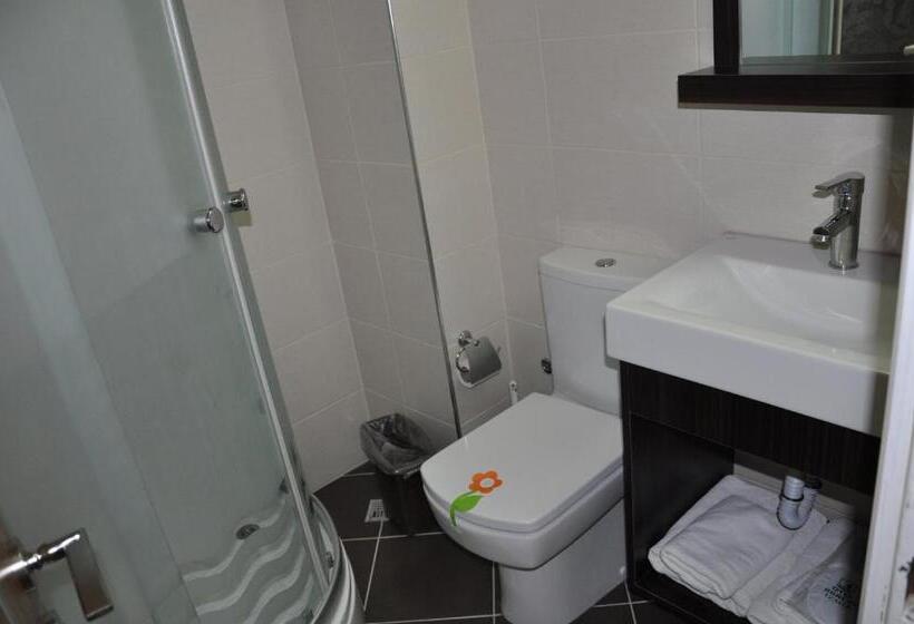 Quarto Estandar Individual, Kabacam