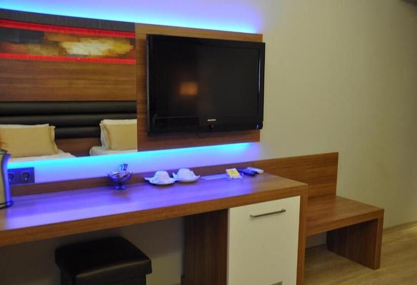 Quarto Estandar Individual, Kabacam