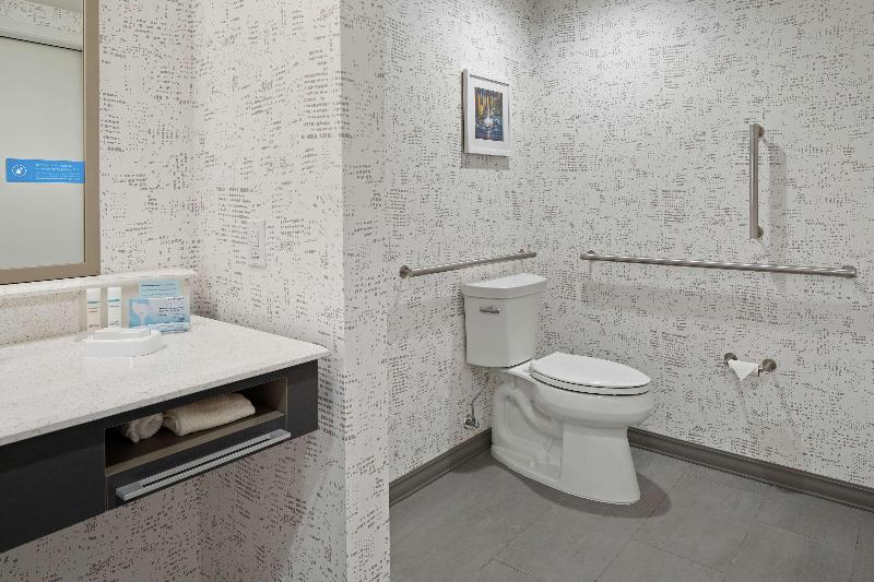اتاق کلاسیک, Mercure Cergypontoise Centre
