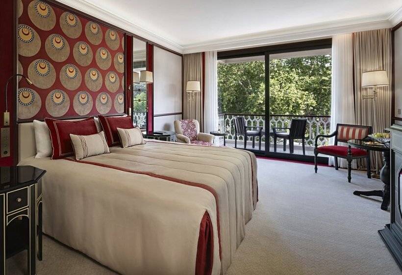 اتاق استاندارد با تخت بزرگ, Çırağan Palace Kempinski Istanbul