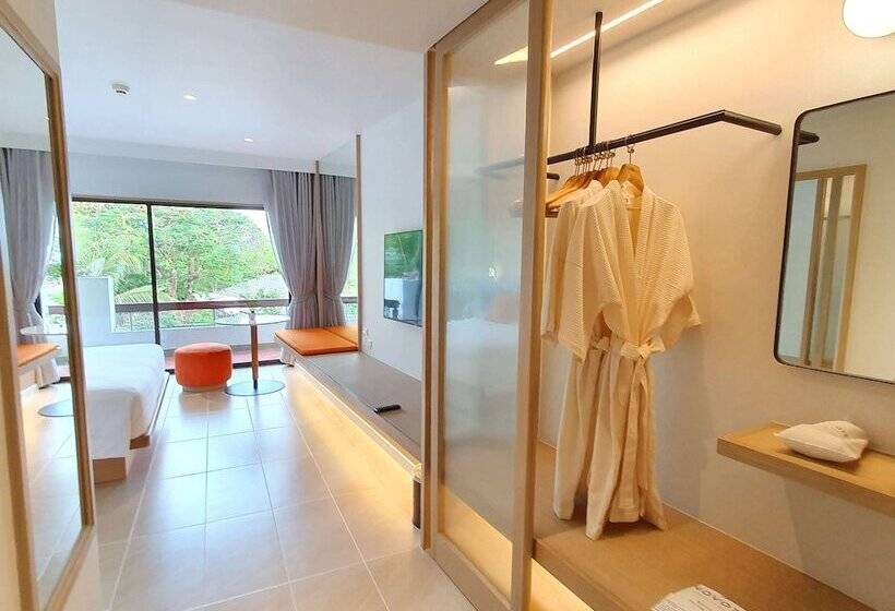 اتاق پریمیوم با چشم‌انداز باغ, Novotel Rayong Rim Pae Resort
