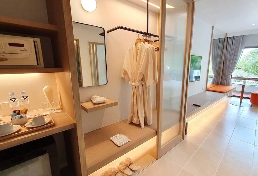 اتاق پریمیوم با چشم‌انداز باغ, Novotel Rayong Rim Pae Resort
