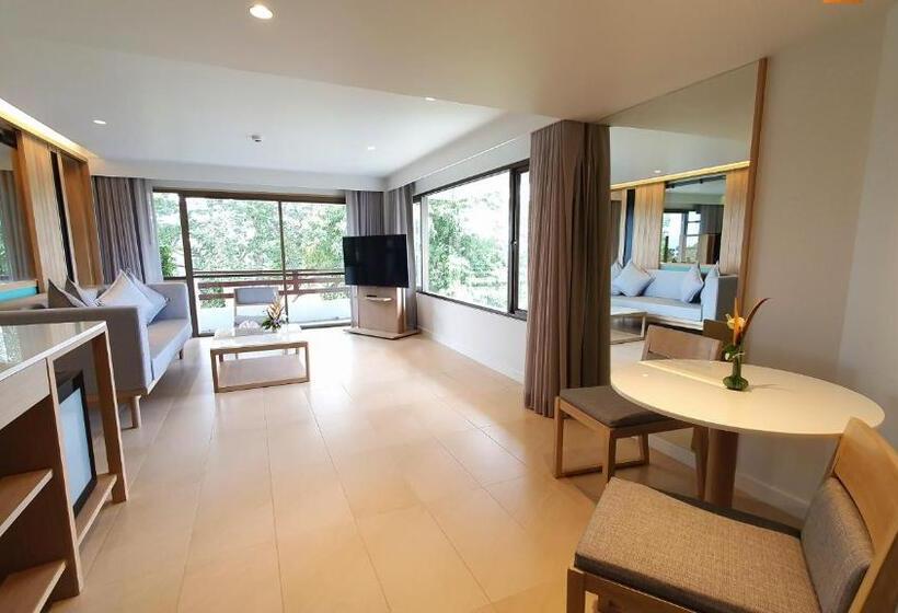 سوییت سوپریور, Novotel Rayong Rim Pae Resort
