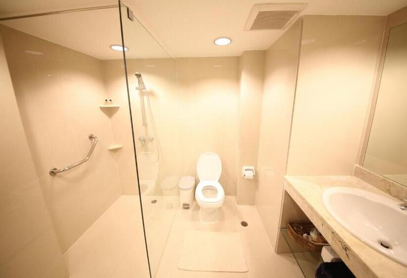 اتاق پرمیوم با چشم‌انداز دریا, Rayong Resort Hotel โรงแรมระยองรีสอร์ท