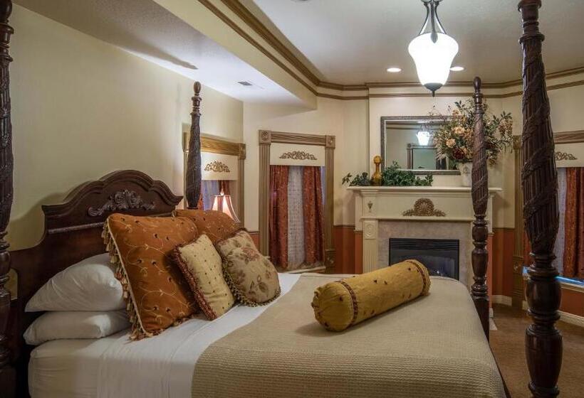 Номер Deluxe, The Anniversary Inn   Logan