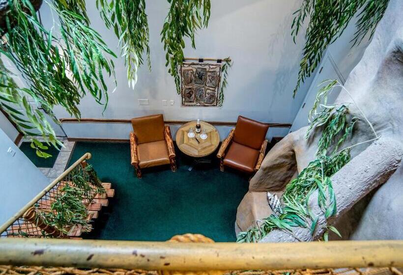 Номер Стандарт с Балконом, The Anniversary Inn   Logan