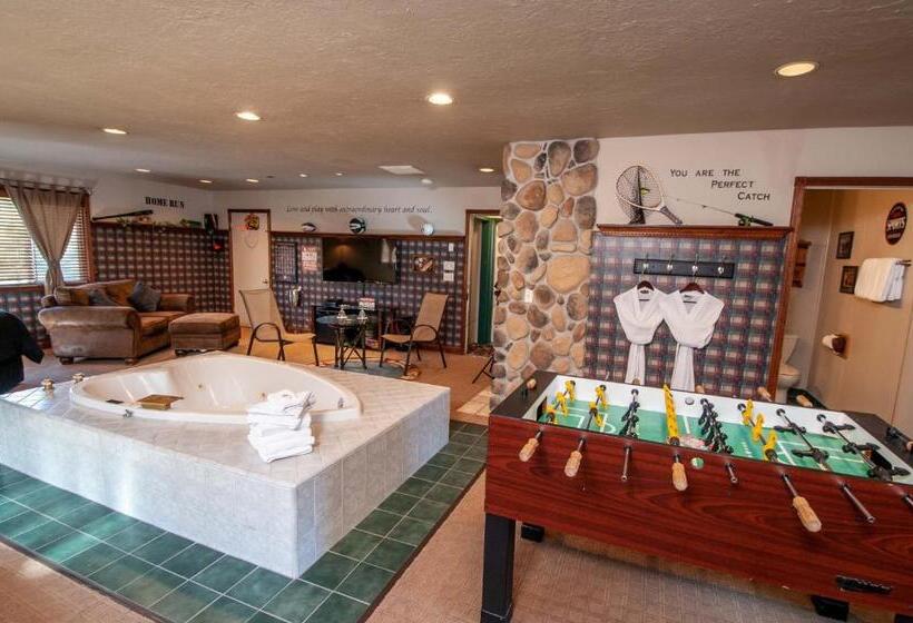 Номер Стандарт Вид на Горы, The Anniversary Inn   Logan