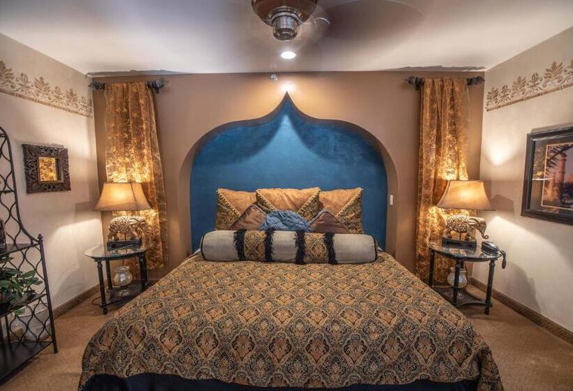 Номер Superior, The Anniversary Inn   Logan