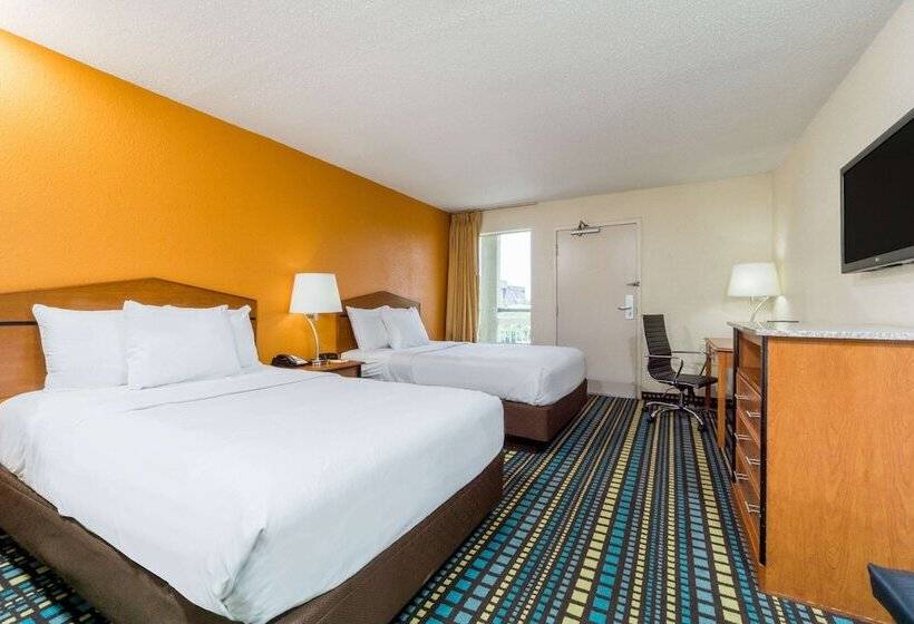 اتاق استاندارد با 2 تخت دوبل, Days Inn By Wyndham Florence Cincinnati Area