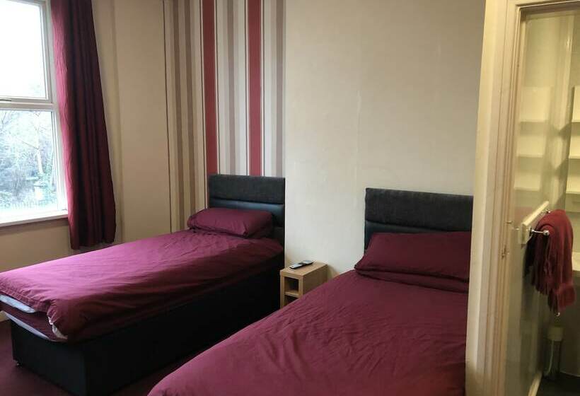 Номер Стандарт, Don Valley Hotel Sheffield Arena