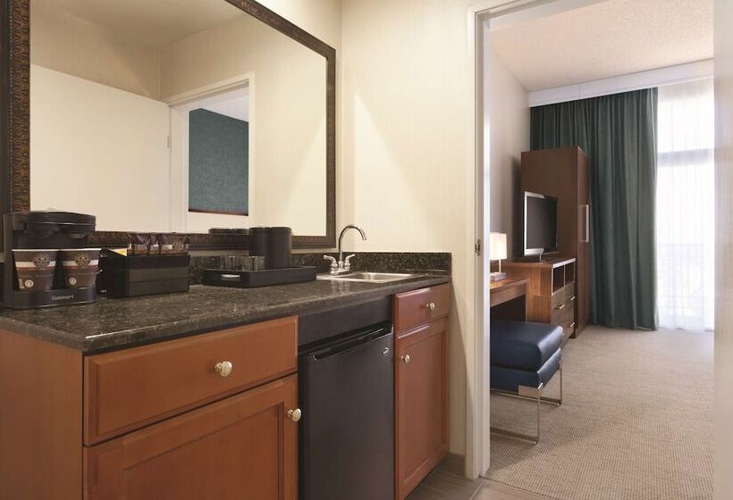 Люкс, Embassy Suites By Hilton Brea North Orange County