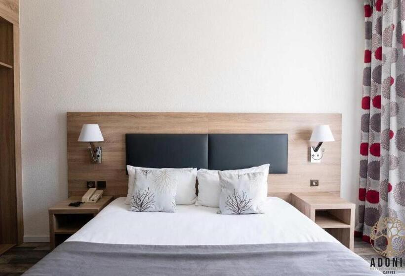 Номер Стандарт, Adonis Cannes Hôtel Thomas