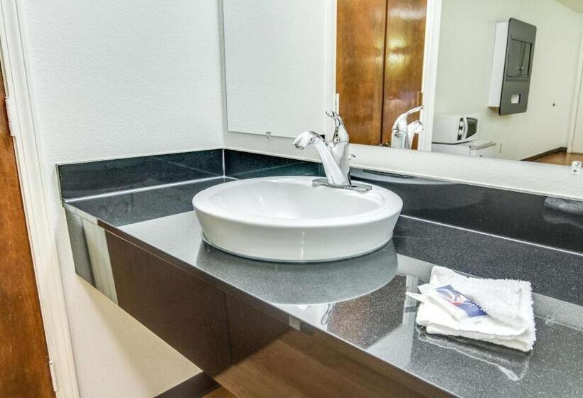 Четырехместный Номер Deluxe, Motel 6longview, Tx  North