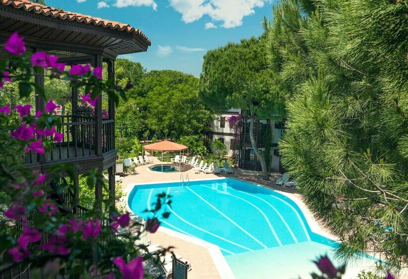 بنجلو قياسى, Selectum Family Resort Belek