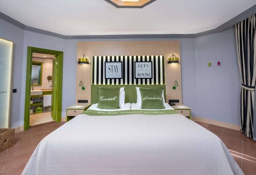 بنجلو قياسى, Selectum Family Resort Belek