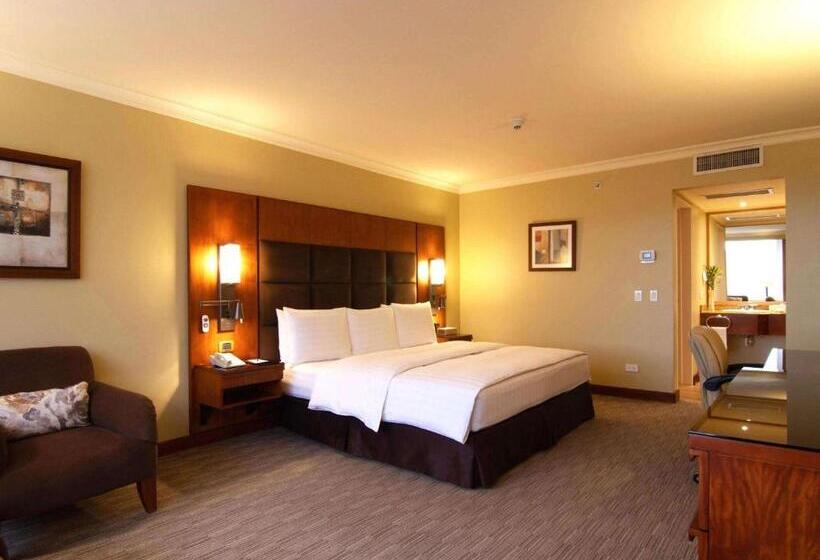 주니어 스위트, Swissotel Quito