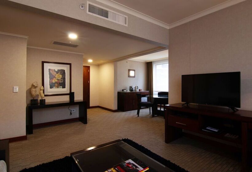 이그제큐티브 스위트, Swissotel Quito