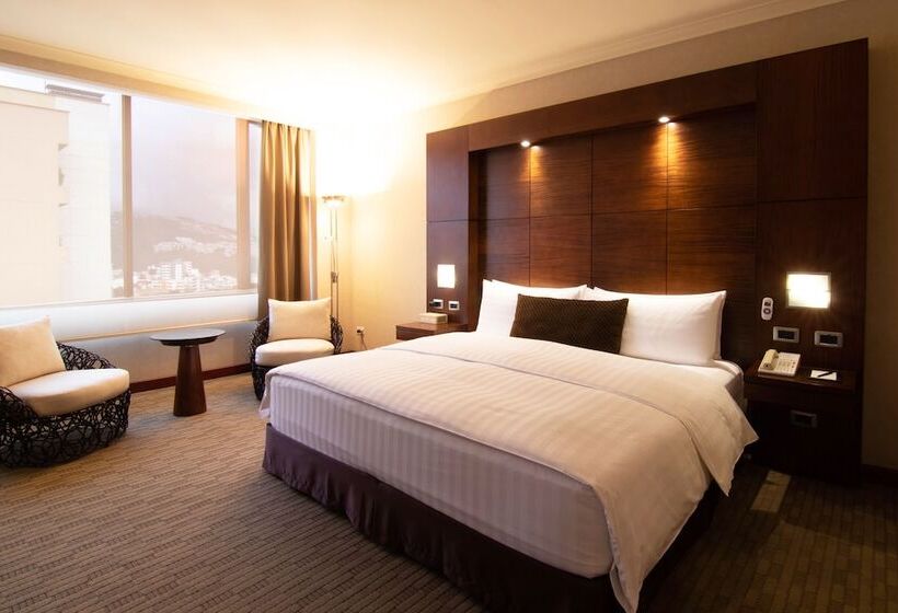 이그제큐티브 스위트, Swissotel Quito