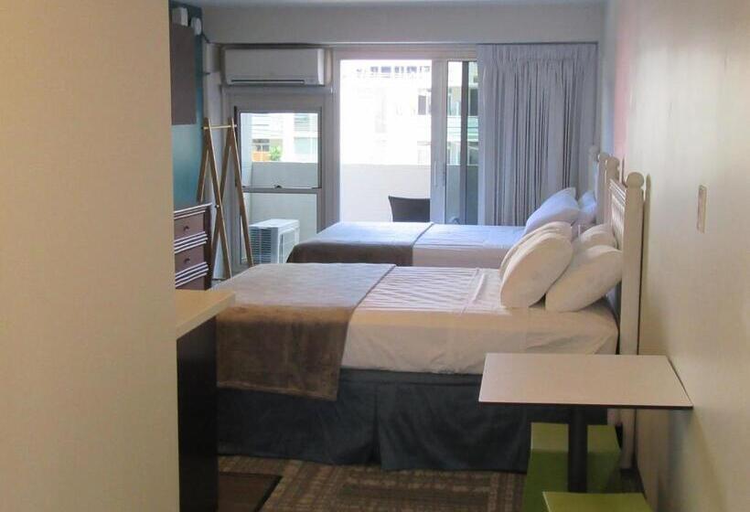 스탠다드 룸 더블 침대 2개, Waikiki Central Hotel   No Resort Fees
