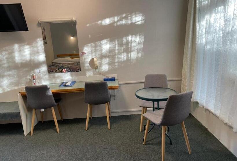 스탠다드 룸 더블 침대 2개, Camperdown Cascade Motel